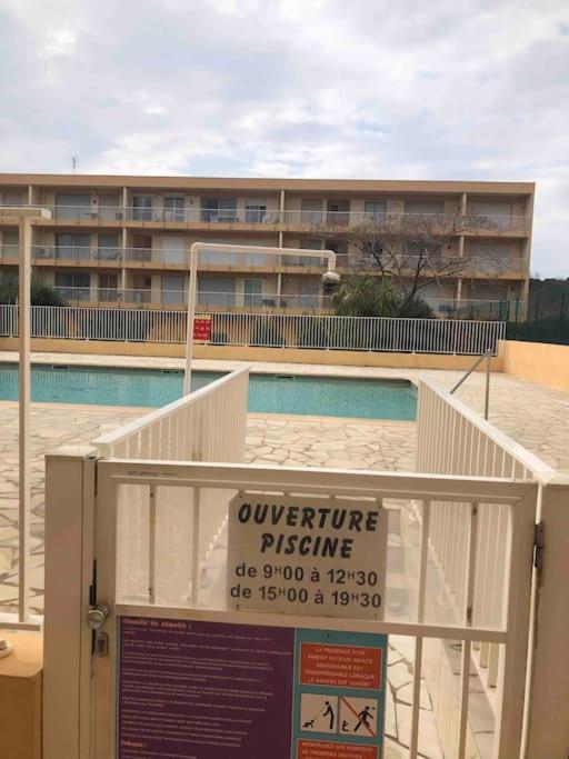 Appartement Vue Mer Au Lavandou Le Lavandou Kültér fotó